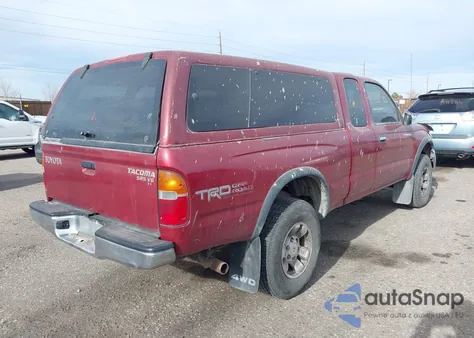 1999 Toyota Tacoma from USA, damaged, VIN 4TAWN72N3XZ541574